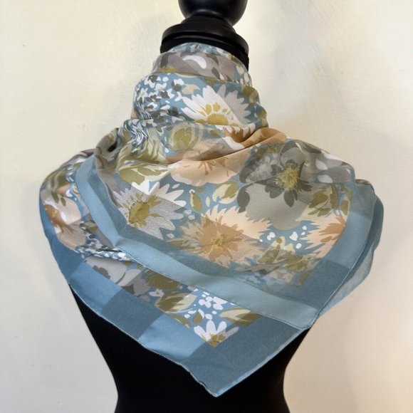 Vintage Accessories - Vintage Womens Light Blue Floral Scarf Polyester Made in Italy 72755